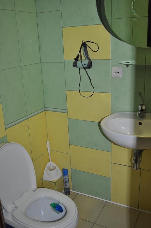 Apartment On Oleksandra Polia Avenue 110 Dnipro