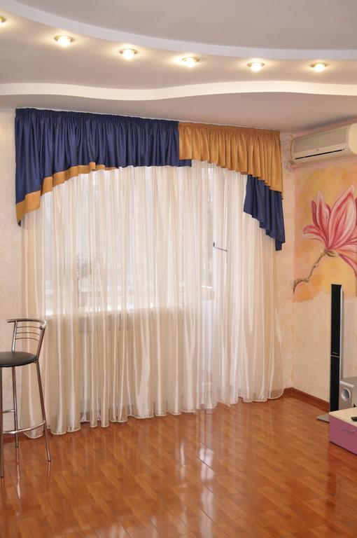 On Oleksandra Polia Avenue 110 Apartment Dnipro
